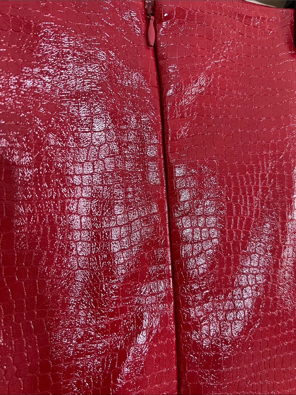 💋💄☎️👠Anthropologie Porridge Glossy Red Faux Croc Mini Skirt
